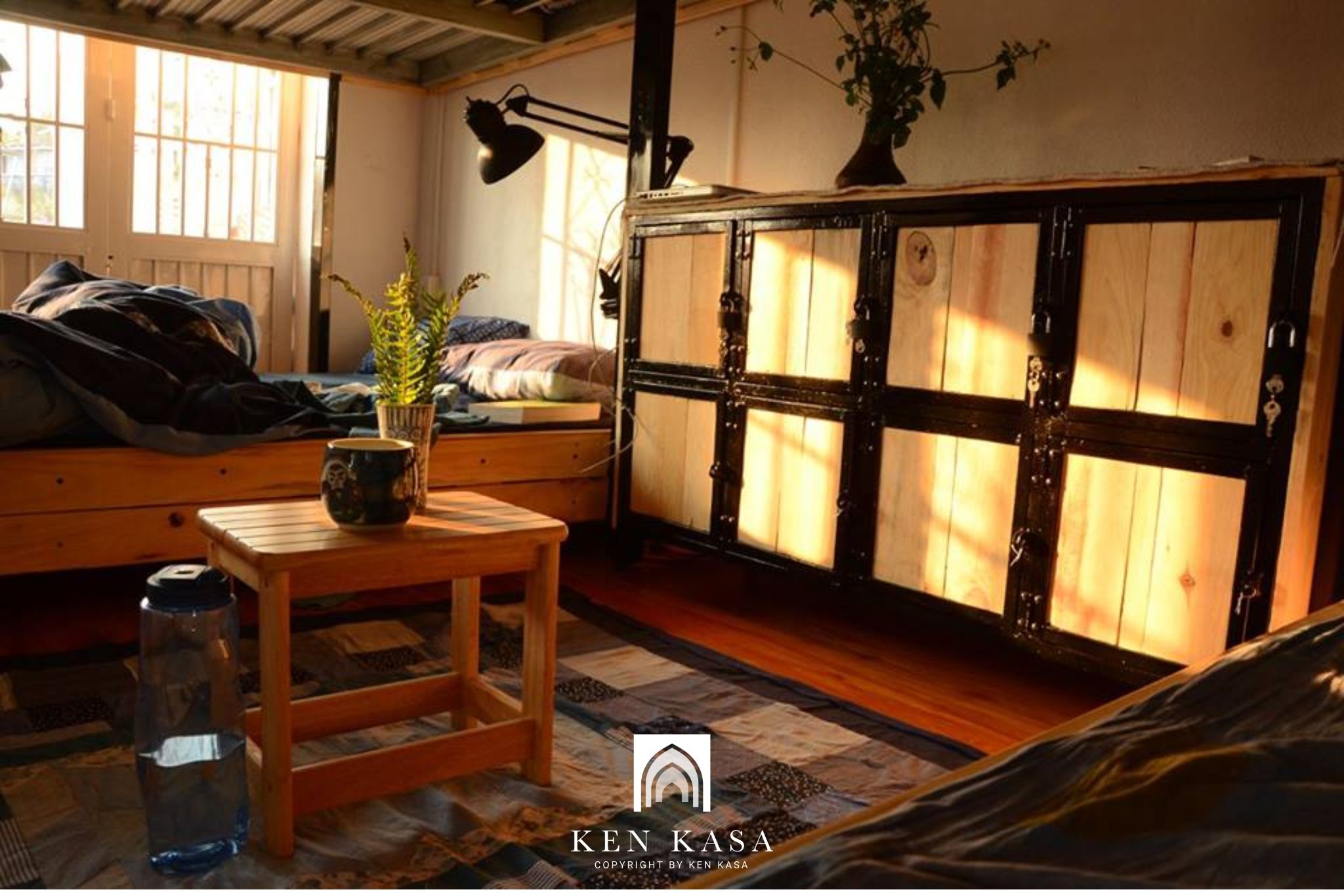 mẫu thiết kế phòng homestay bằng gỗ indigo home